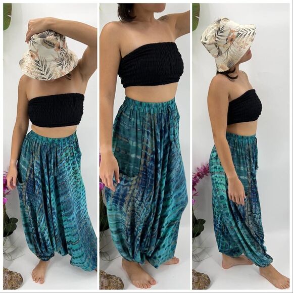 Apau ~ Gender Fluid Aladdin Gypsy Shibori Tie Dyed Rayon Pants - Picture 12 of 16